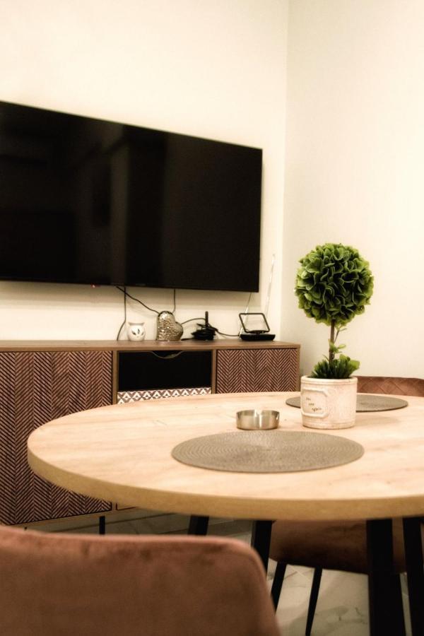 Dionisooss Apartment Αθήνα Εξωτερικό φωτογραφία
